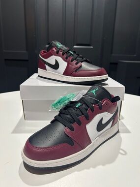 Jordan 1 Low SE GS “Dark Beetroot Roma Green” Youth Size 7Y
